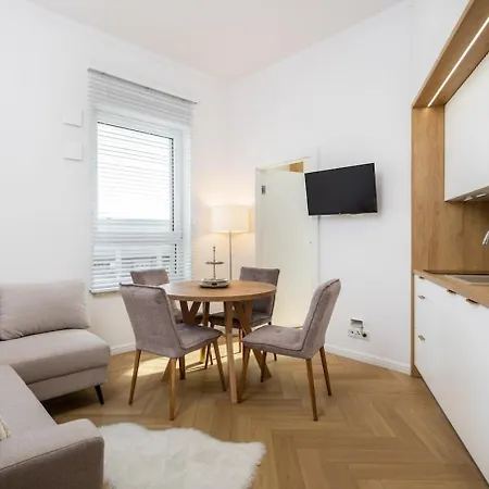 Wiktoryn 18 Citysphere Premium Suite 1 Warsaw Exterior photo